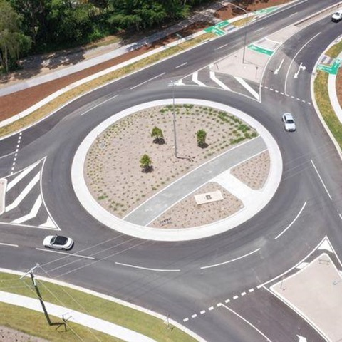 Beckmans_Road_roundabout__web_.jpg