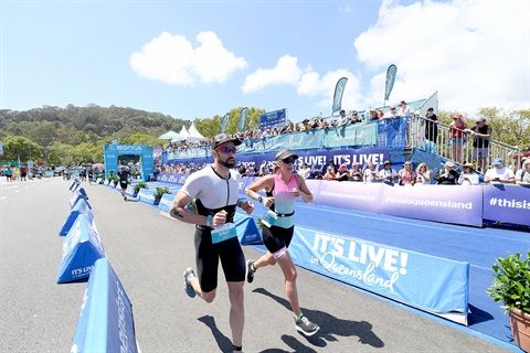 noosa tri finisher 2.jpg