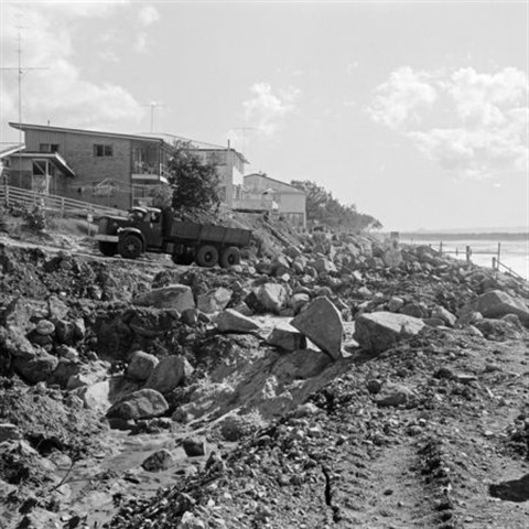 Historical image of the Main Beach seawall under construction