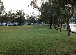 Munna Park, Munna Crescent