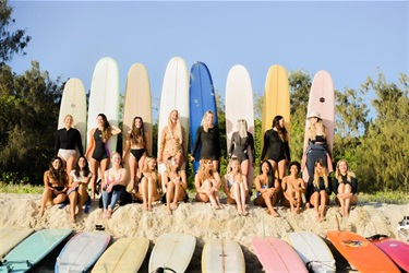 Surfing-in-Noosa1.jpg